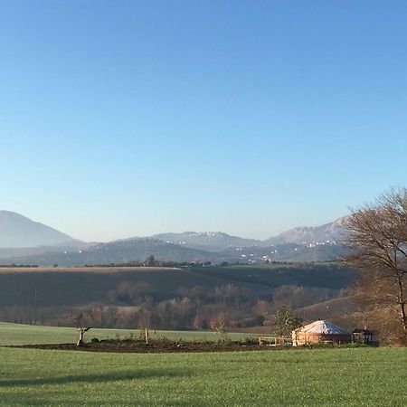 Glamping Abruzzo - The Yurt Hotel Catignano Exterior foto
